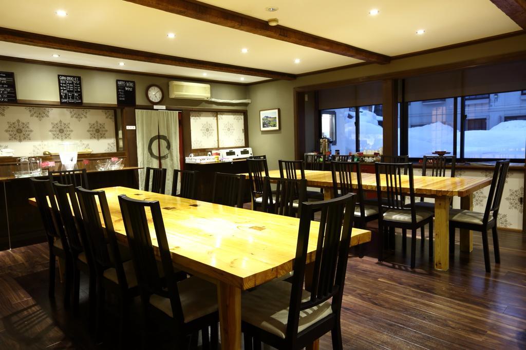 Snowlines Lodge Hakuba Exterior foto